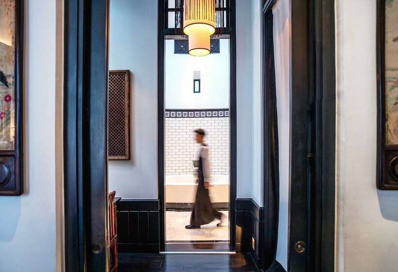 ویلای 1 خوابه, The Siam