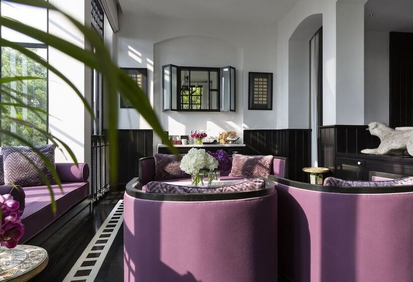 سوئیت پریمیوم, The Siam