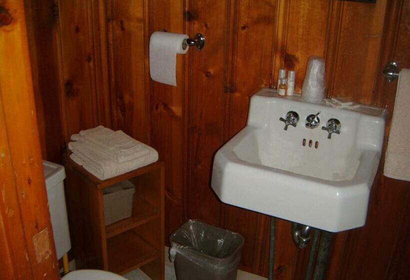 Номер Basic, The Viking Lodge Downtown Winter Park Colorado