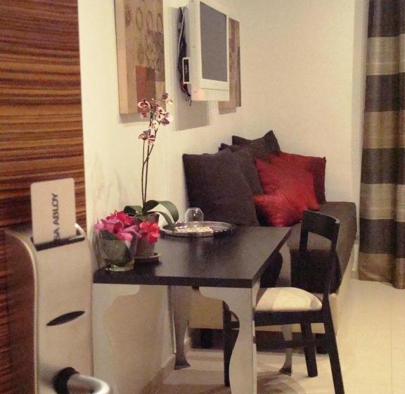 اتاق استاندارد سه نفره, Interno 5 B&b