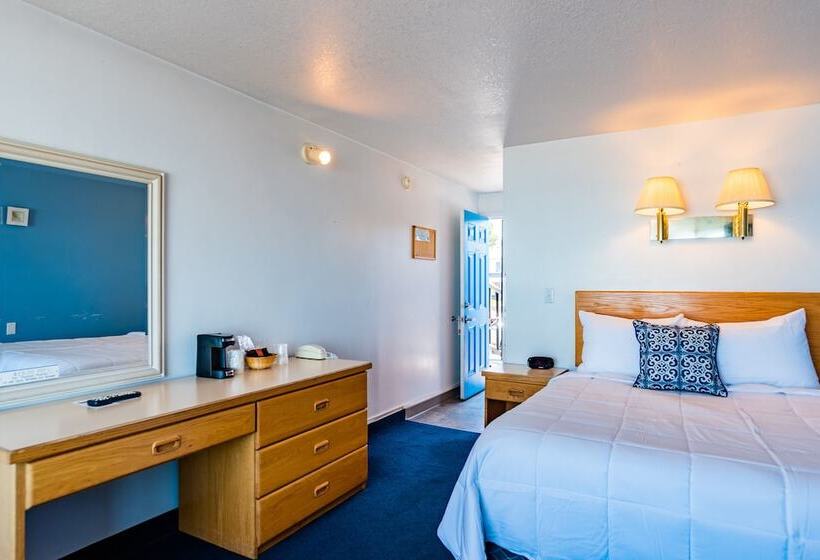 带大床的标准间, Seagull Beachfront Inn