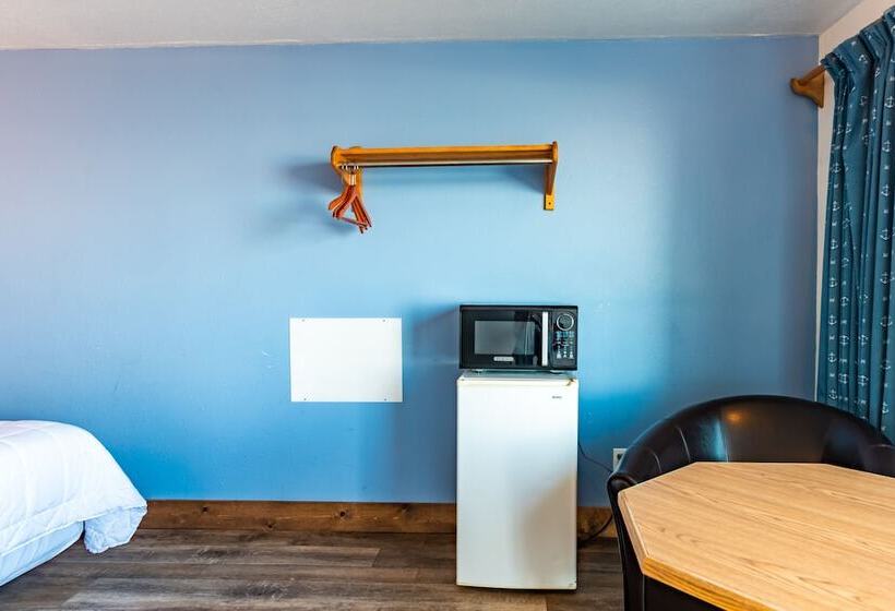 带大床的标准间, Seagull Beachfront Inn