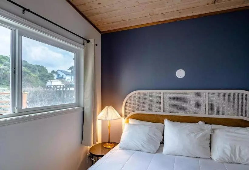 Talo 1 Makuuhuone, Seagull Beachfront Inn