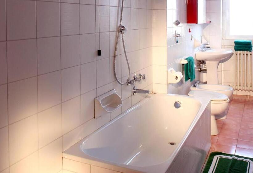 דירת חדר, Residence Pian Della Nave