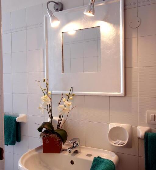 דירת משפחה, Residence Pian Della Nave