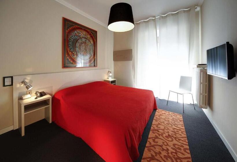 דירת משפחה, Residence Pian Della Nave