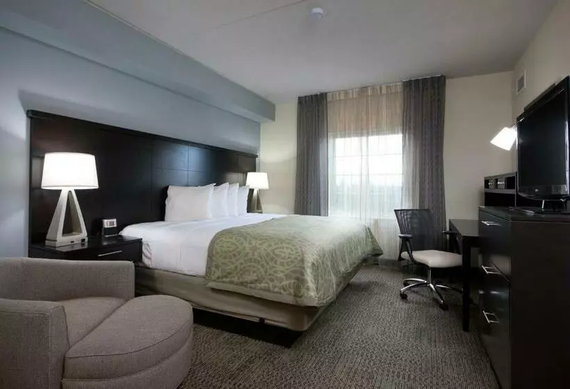 キングサイズベッドのスイートルーム, Staybridge Suites Buffalo Amherst, An Ihg