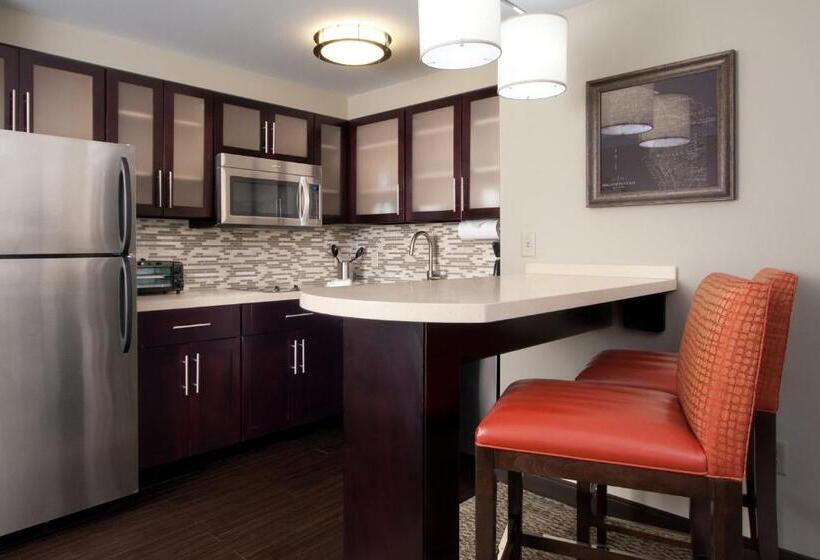 带大床的套房, Staybridge Suites Buffalo Amherst, An Ihg