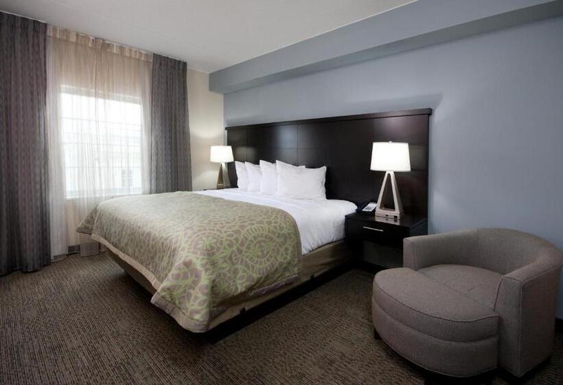 带大床的标准工作室, Staybridge Suites Buffalo Amherst, An Ihg