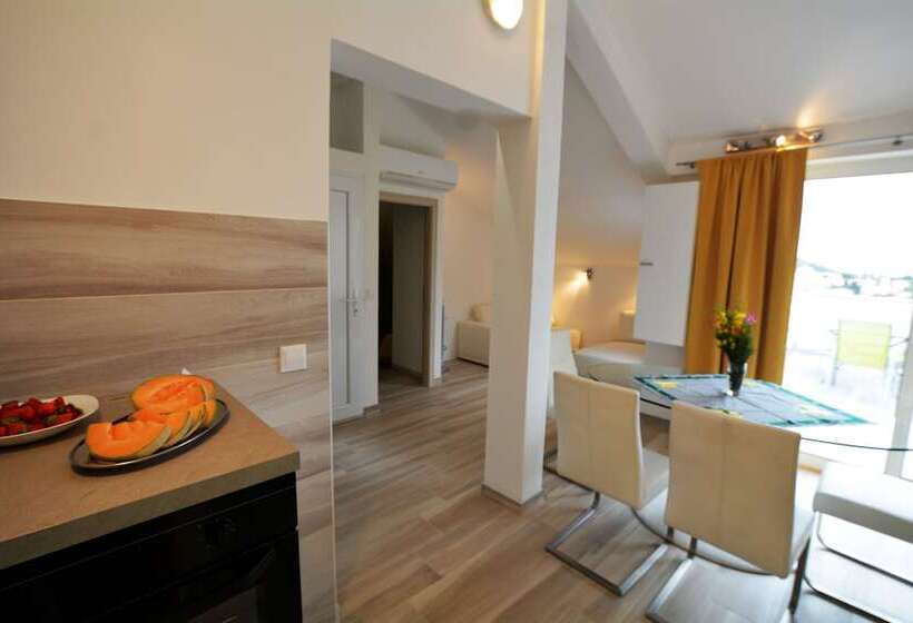 带4个卧室的公寓, Villa Rosa