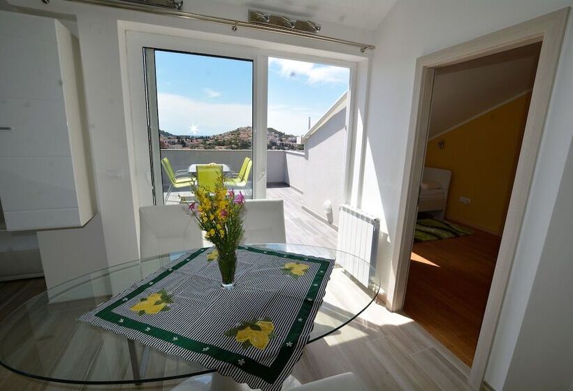 带4个卧室的公寓, Villa Rosa