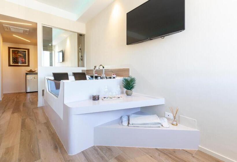 带大床的标准间, La Romantica Camere E Wellness