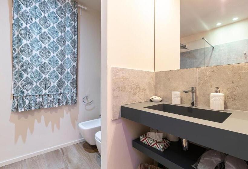 اتاق لوکس, La Romantica Camere E Wellness
