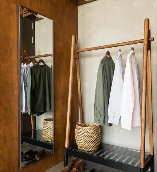 اتاق استاندارد, Tamni