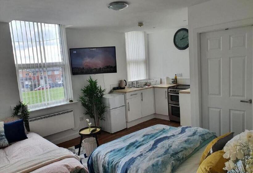 Семейное Студио, Citynights Studios With Free Parking