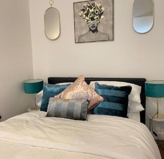 Студия Deluxe, Citynights Studios With Free Parking