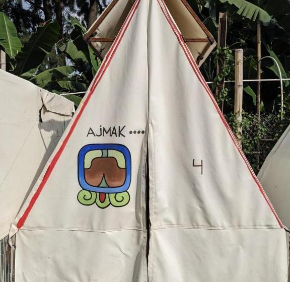 چادر با خدمات رفاهی استاندارد, Gran Colibrí Adventure Park