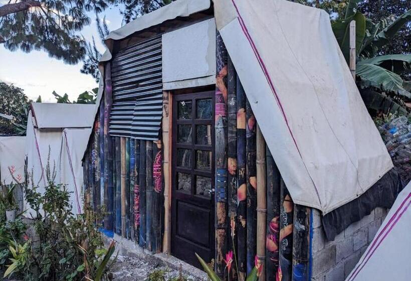 تختخواب در اتاق مشترک, Gran Colibrí Adventure Park