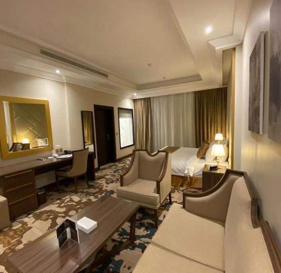 جناح مزود بجاكوزى, Temandra