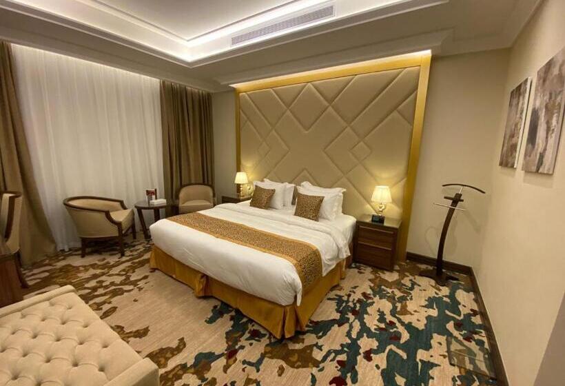 جناح مزود بجاكوزى, Temandra