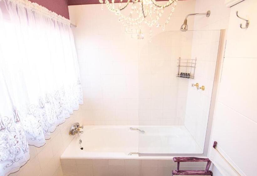 디럭스 스위트, The Tuscan Garden