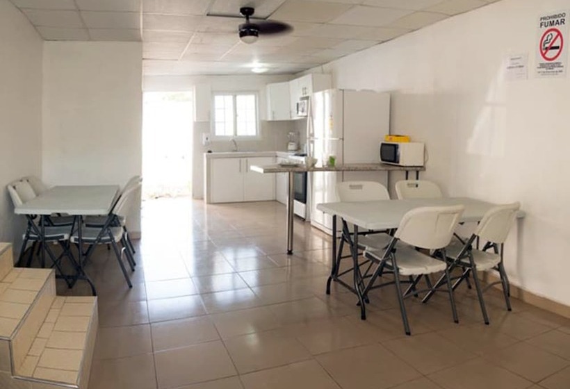 4인용 스탠다드 룸, Hostal Gemar