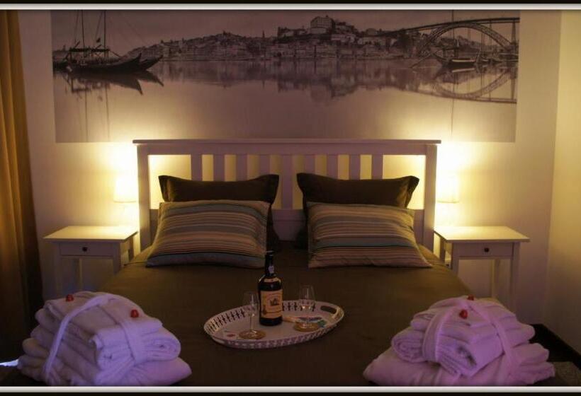 סוויטה, Hostel Gaia Porto