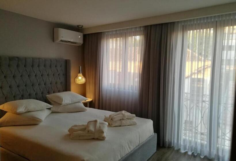 סוויטה דלוקס, Hostel Gaia Porto