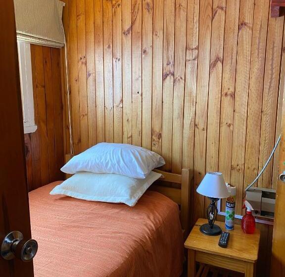 اتاق استاندارد یک نفره, Ancud Petit Hostal