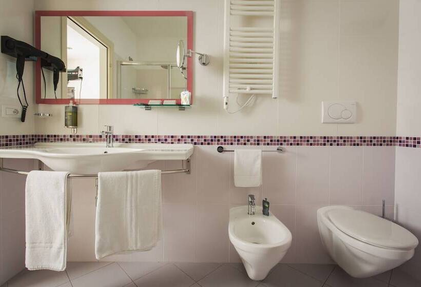 Habitación Superior, Aqua