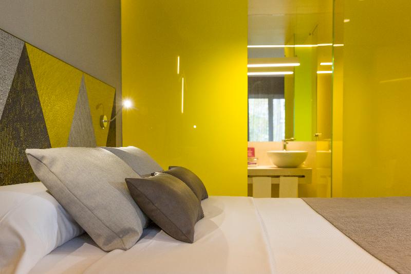 Habitación Triple Superior, Aqua