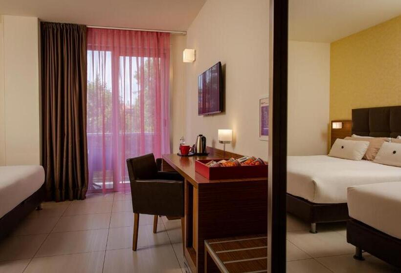 Habitación Triple Superior, Aqua