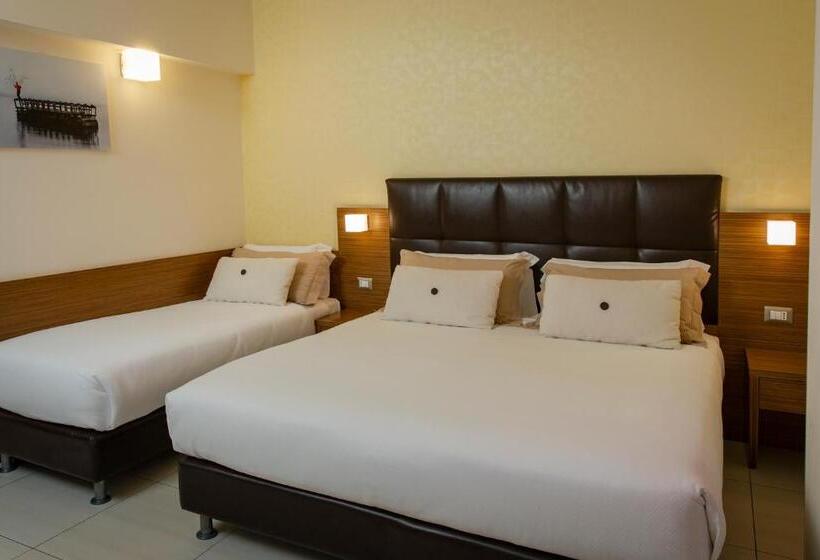 Habitación Triple Superior, Aqua