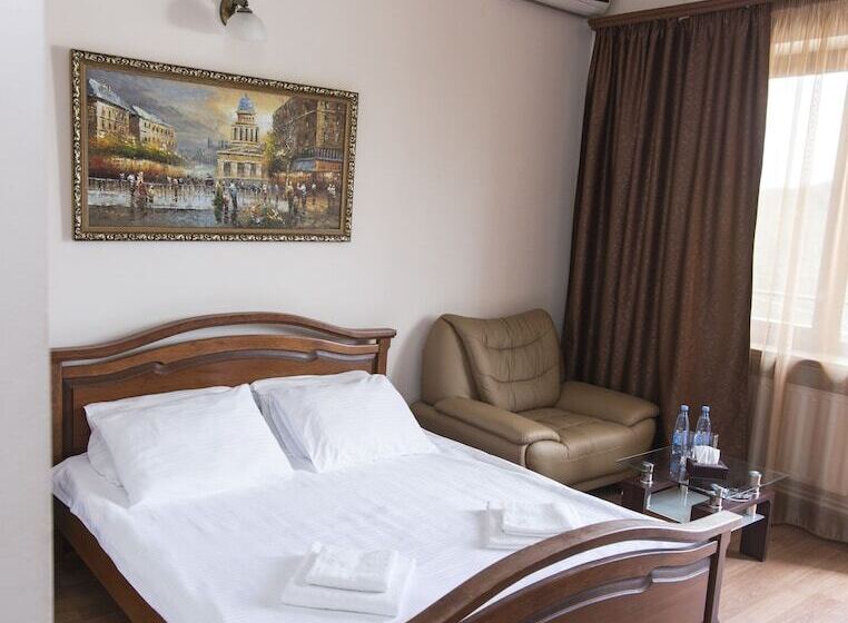 스탠다드 싱글 룸, Capital