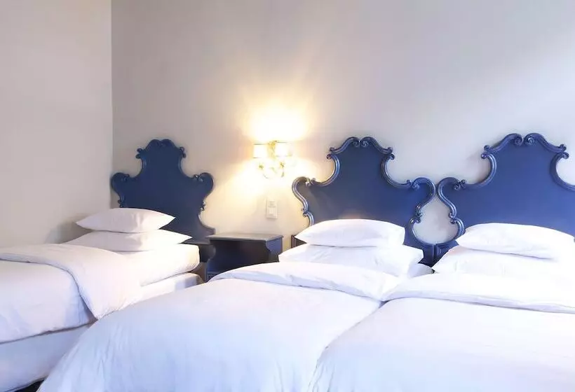 اتاق ساده سه نفره, Das Regina Boutique