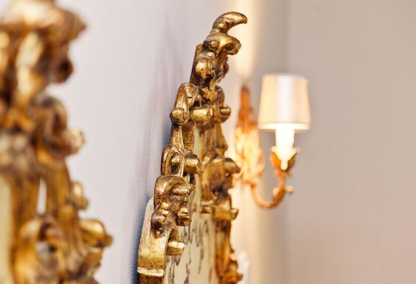 חדר דלוקס לשלושה, Das Regina Boutique