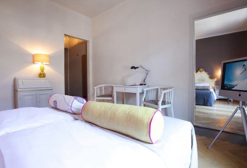 סוויטה משפחתית, Das Regina Boutique