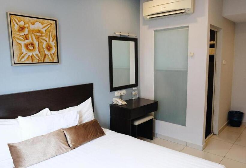 חדר סופריור, De Era