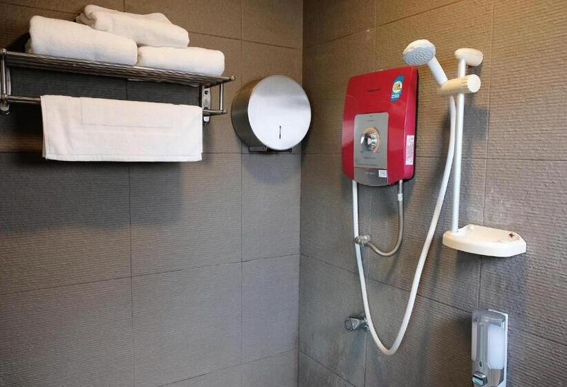 חדר משפחתי, De Era