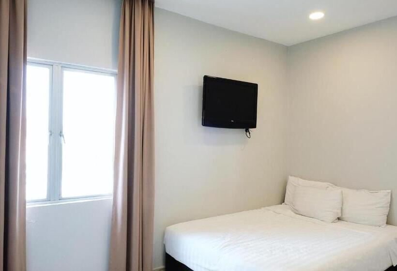 חדר משפחתי, De Era