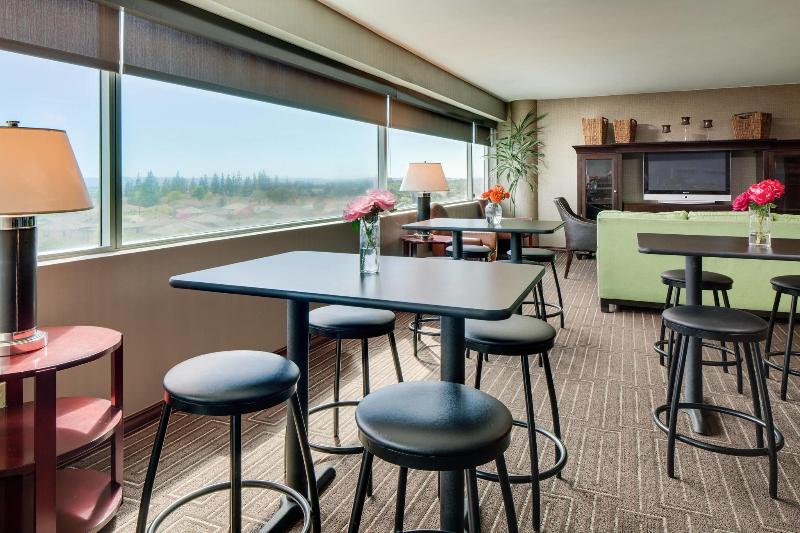 חדר משפחתי, De Era