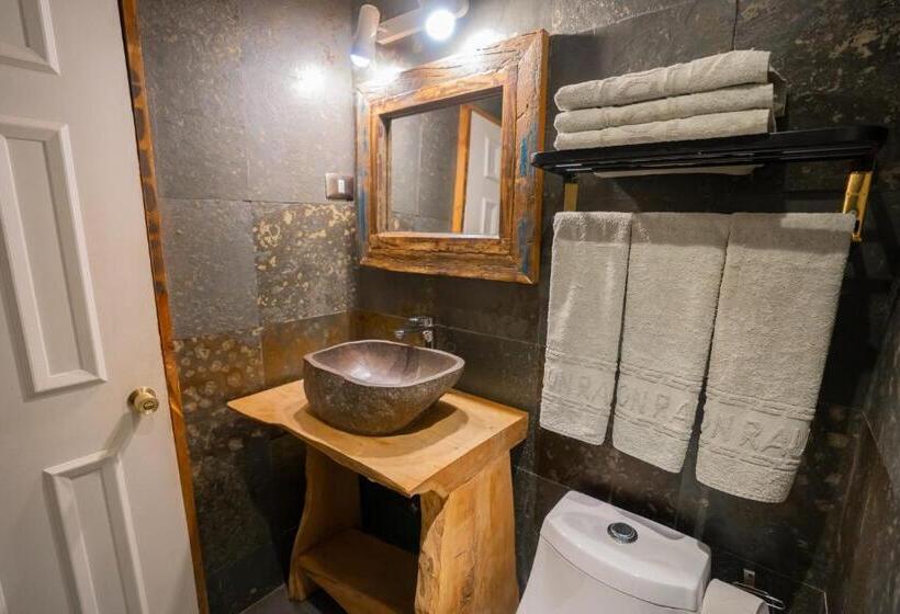 标准三人间, Don Raul