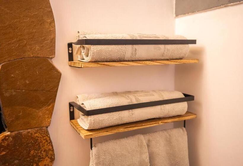 高级大房间, Don Raul