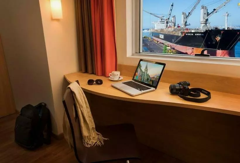 اتاق استاندارد با چشم‌انداز دریا, Ibis Valparaiso