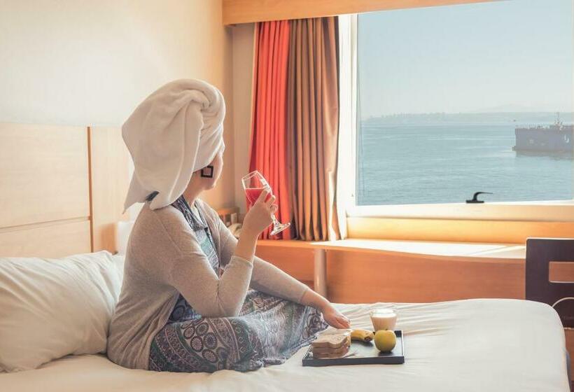 اتاق استاندارد با چشم‌انداز دریا, Ibis Valparaiso