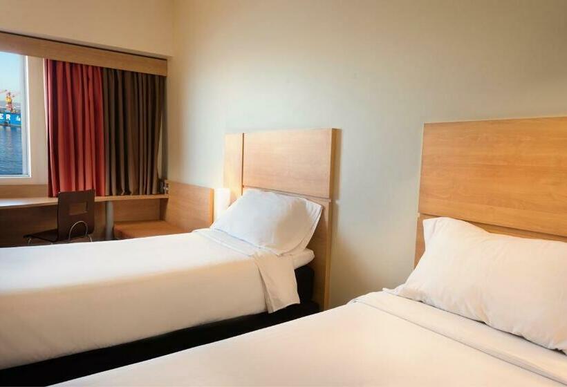 اتاق استاندارد با چشم‌انداز دریا, Ibis Valparaiso