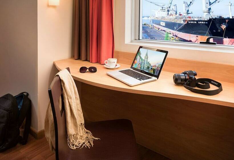 اتاق استاندارد با چشم‌انداز دریا, Ibis Valparaiso