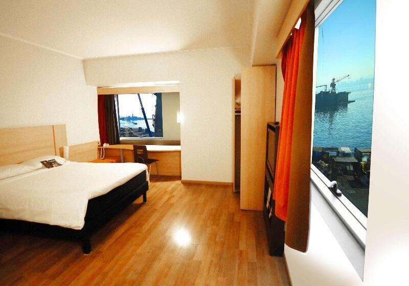 اتاق استاندارد با چشم‌انداز دریا, Ibis Valparaiso