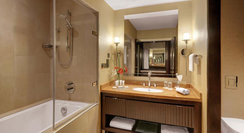 اتاق اجرایی, Kempinski Hotel Gold Coast City