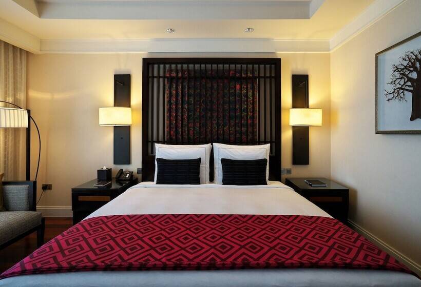Номер Deluxe, Kempinski Hotel Gold Coast City